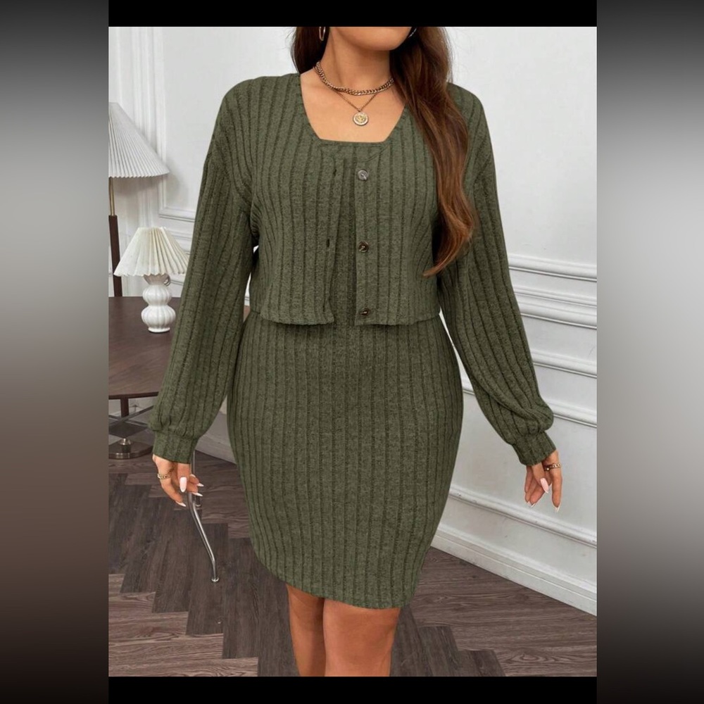 SHEIN - BODYCON DRESS & SWEATER